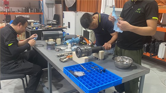 吉利汽车格劳博电主轴2