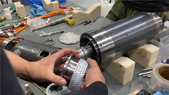 吉利汽车格劳博电主轴5